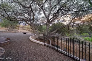 325 W Oak Hills Dr, Oracle, AZ 85623 - Photo 14