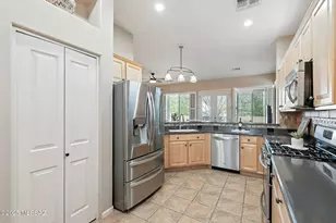 13634 N Holly Grape Dr, Marana, AZ 85658 - Photo 20