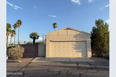 2407 N Palo Hacha Drive, Tucson, AZ 85745 - Photo 1
