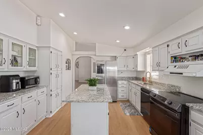 15671 W Yellow Horse Road, Tucson, AZ 85736 - Photo 12