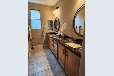 7100 W Cliff Spring Trail, Marana, AZ 85658 - Photo 18