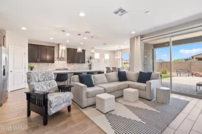 2300 W Alamo Spring Loop, Oro Valley, AZ 85742 - Photo 10