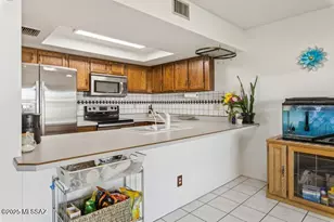 2729 N La Cienega Dr, Tucson, AZ 85715 - Photo 28