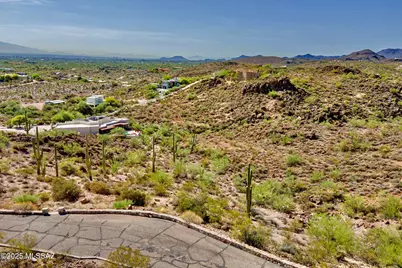 5593 Park Ridge Place, Tucson, AZ 85743 - Photo 6