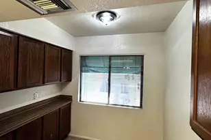 7949 E Colette Cir, Tucson, AZ 85710 - Photo 8