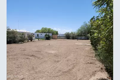 2881 W Diamond Street #7, Tucson, AZ 85705 - Photo 1