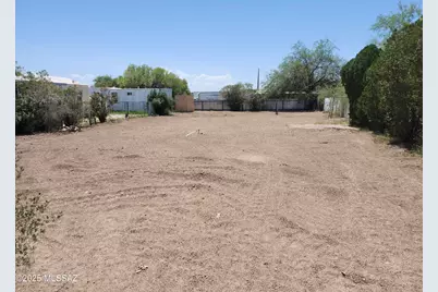 2881 Diamond Street #7, Tucson, AZ 85705 - Photo 2