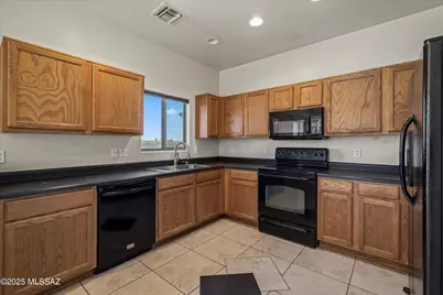 7563 E Fair Meadows Loop, Tucson, AZ 85756 - Photo 12