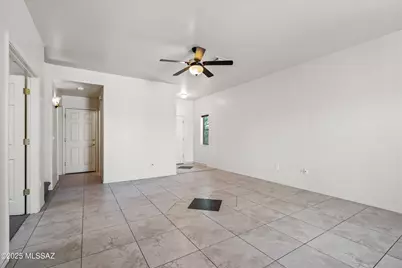 7563 E Fair Meadows Loop, Tucson, AZ 85756 - Photo 8