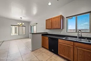 7563 E Fair Meadows Loop, Tucson, AZ 85756 - Photo 14