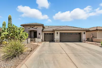 1608 N Buttes Drive, Green Valley, AZ 85614 - Photo 2