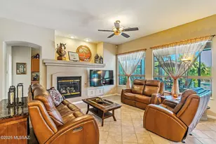 1608 N Buttes Dr, Green Valley, AZ 85614 - Photo 10