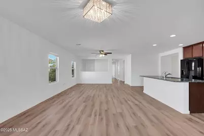 11730 W Oilseed Drive, Marana, AZ 85653 - Photo 10