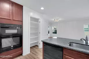 11730 W Oilseed Dr, Marana, AZ 85653 - Photo 14