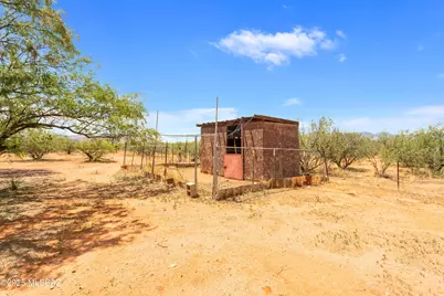 2031 W Cougar Place, Huachuca City, AZ 85616 - Photo 30