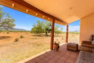 2031 W Cougar Pl, Huachuca City, AZ 85616 - Photo 8