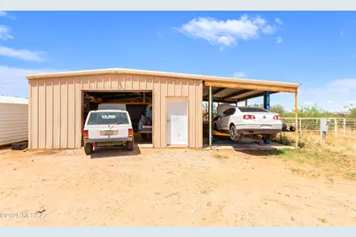 2031 W Cougar Place, Huachuca City, AZ 85616 - Photo 28
