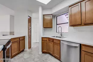6655 N Canyon Crest Dr, Tucson, AZ 85750 - Photo 6