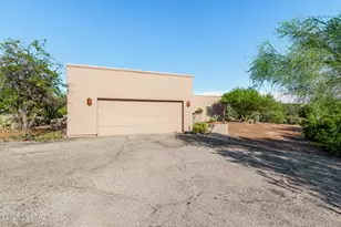 6360 N Craycroft Rd, Tucson, AZ 85750 - Photo 2