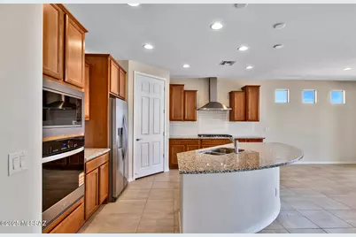 8302 S Stargilia Court, Tucson, AZ 85747 - Photo 14