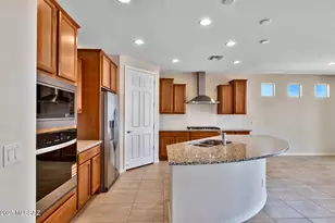 8302 S Stargilia Ct, Tucson, AZ 85747 - Photo 14