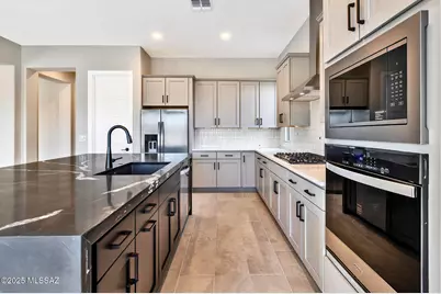 13290 N Galena Trail, Oro Valley, AZ 85755 - Photo 18