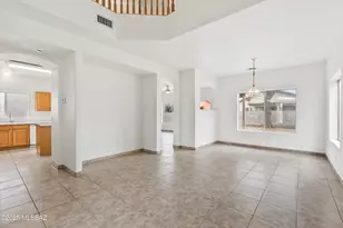 7333 W Sunset Mountain Dr, Tucson, AZ 85743 - Photo 4