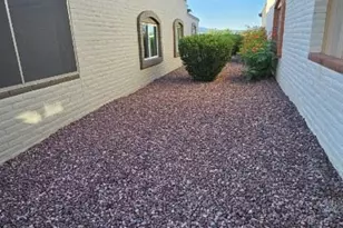 1439 W Camino Calderon, Green Valley, AZ 85622 - Photo 28