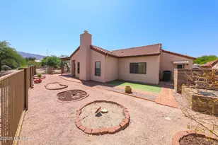 10889 E Walking Stick Dr, Tucson, AZ 85748 - Photo 38