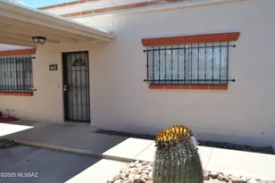 29 E Pastime Rd, Tucson, AZ 85705 - Photo 1