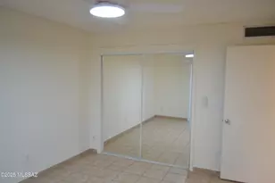 29 E Pastime Rd, Tucson, AZ 85705 - Photo 12