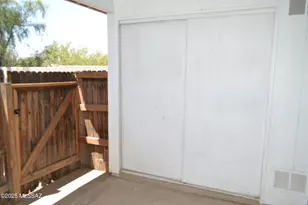 29 E Pastime Rd, Tucson, AZ 85705 - Photo 16