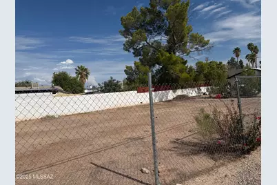 3742 Fairmount Street, Tucson, AZ 85716 - Photo 1