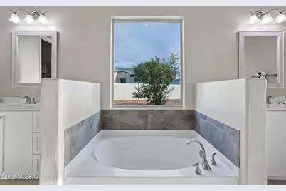 1467 N Branding Place Place, Vail, AZ 85641 - Photo 18