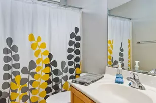 7831 E Solace Pl, Tucson, AZ 85750 - Photo 32