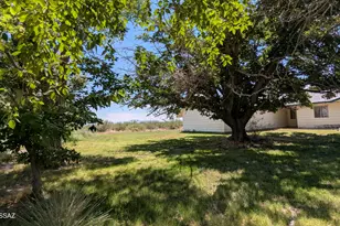 243 S Quail Dr, Willcox, AZ 85643 - Photo 2