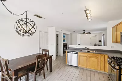 3194 W Treece Way, Tucson, AZ 85742 - Photo 8