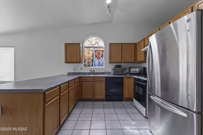 4201 S Apache Well Drive, Tucson, AZ 85730 - Photo 8