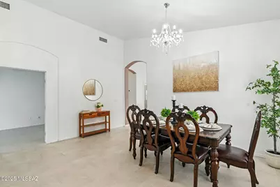 7519 N Bradstreet Drive, Tucson, AZ 85743 - Photo 10