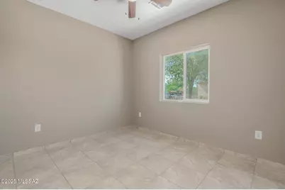 303 E Navajo Road, Tucson, AZ 85705 - Photo 22