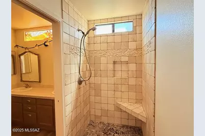 788 W Fountain Creek Drive, Green Valley, AZ 85614 - Photo 12