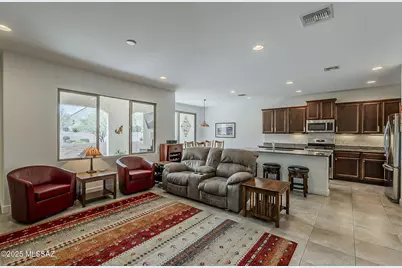1762 E Sage Thrasher Drive, Green Valley, AZ 85614 - Photo 12