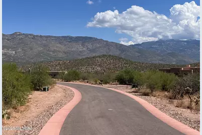 7910 Diamond K Ranch Place #249, Tucson, AZ 85747 - Photo 2