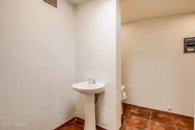 2126 W Calle Fortunado, Tucson, AZ 85705 - Photo 16