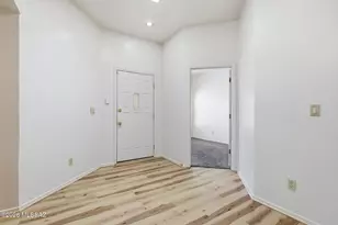 8403 N Hanks Pl, Tucson, AZ 85704 - Photo 34