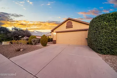 385 S Ridgefield Avenue, Tucson, AZ 85748 - Photo 2