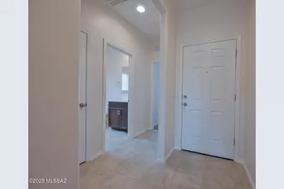 913 W Calle Falerno, Sahuarita, AZ 85629 - Photo 8