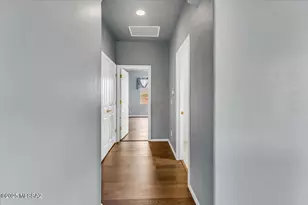 10054 E Cedar Hill Dr, Tucson, AZ 85748 - Photo 22