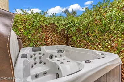 10054 E Cedar Hill Drive, Tucson, AZ 85748 - Photo 34