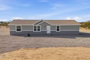 13301 N Derringer Rd, Marana, AZ 85653 - Photo 2